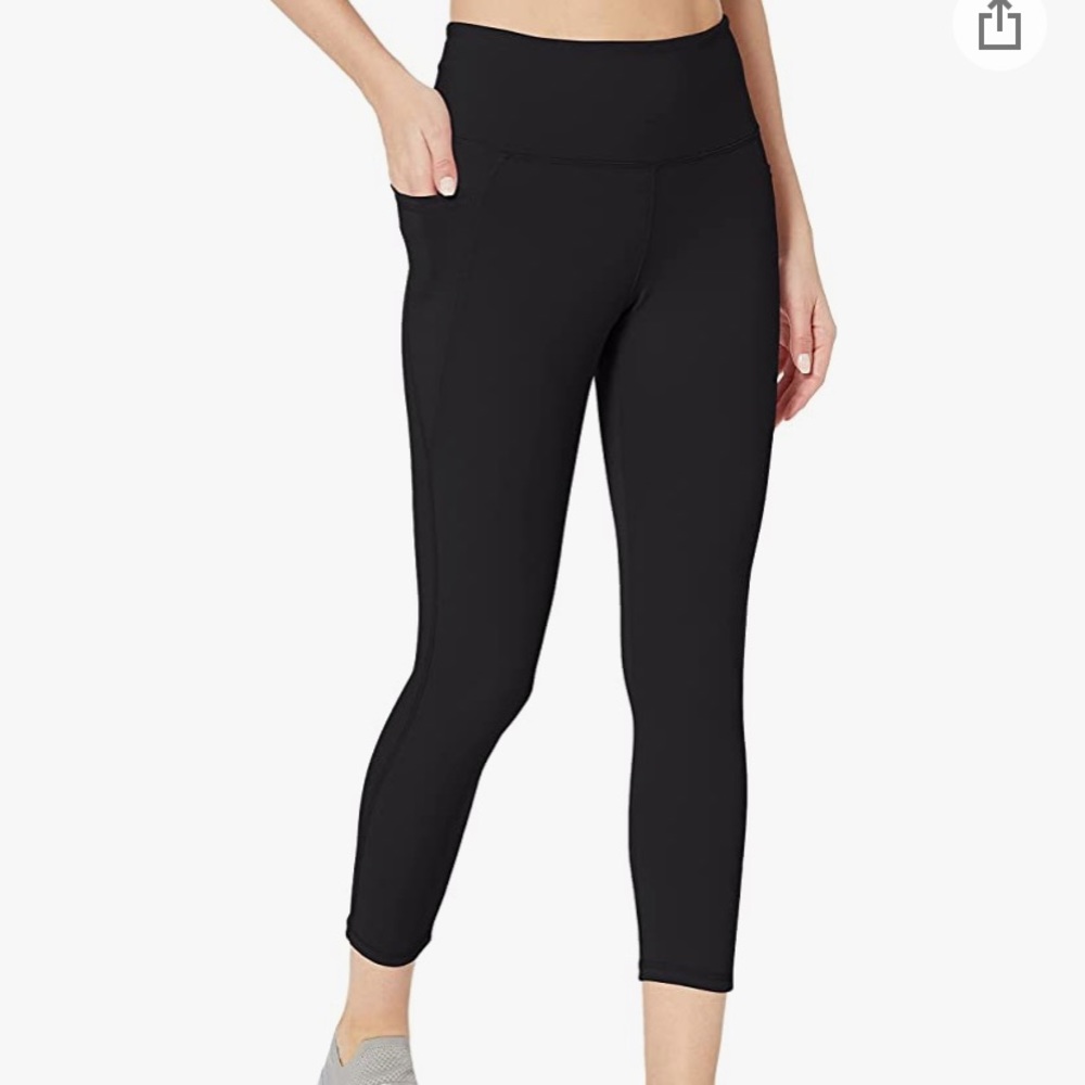 Danskin Womens Contour Capri Legging, M